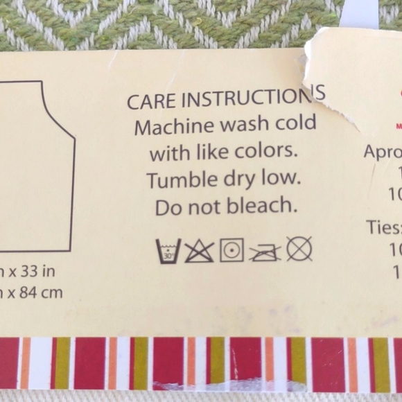 Harvest Home Apron - Picture 4 of 8